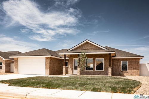 208 Primrose Pt, Clovis, NM, 88101-1087 | Card Image