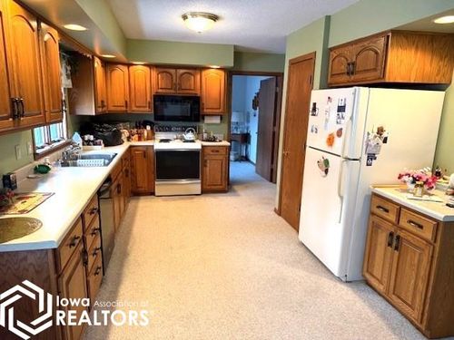 803 6th Street, Burt, IA, 50522 | Card Image