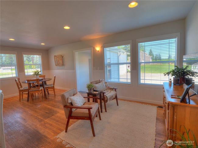 23206 Se 448 Th St, Home with 3 bedrooms, 3 bathrooms and 8 parking in Enumclaw WA | Image 8