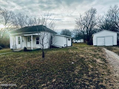 501 Washington Ave, Neosho, MO, 64850-1164 | Card Image