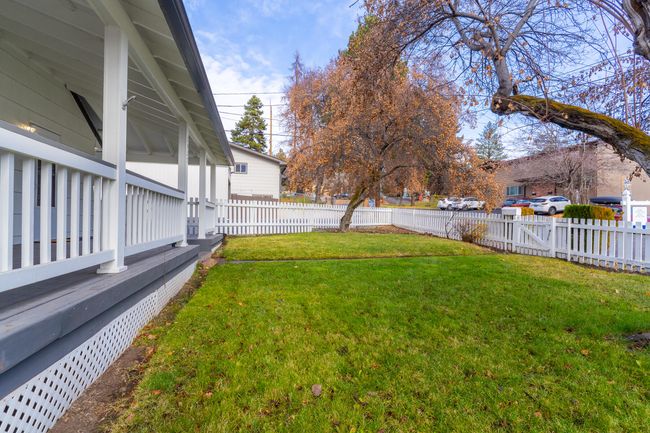 Flat front lawn | Image 6