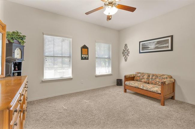 Secondary bedroom | Image 11
