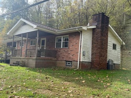 21 Longs Ln, Moundsville, WV, 26041-3326 | Card Image