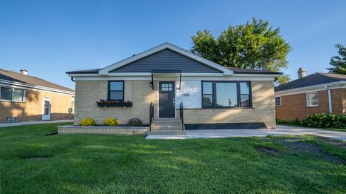 11138 Shaw St, Westchester, IL, 60154-4151 | Card Image