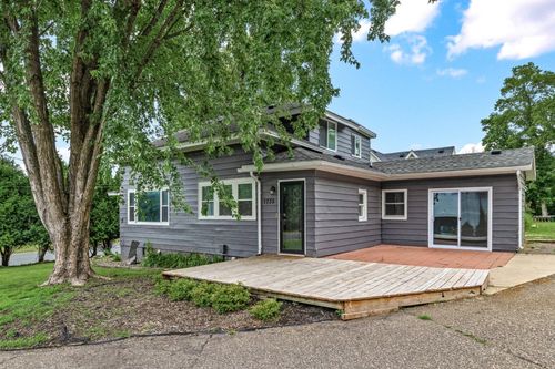 1735 Watertown Rd, Long Lake, MN, 55356-9433 | Card Image