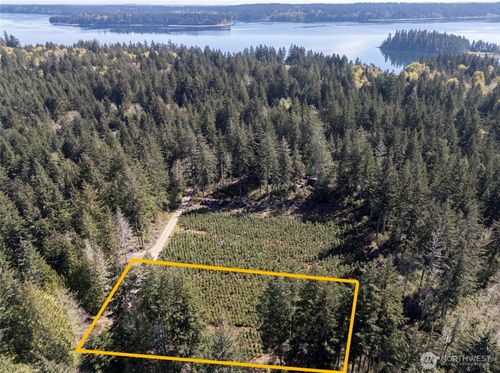 103 Andrejs Road, Shelton, WA, 98584 | Card Image