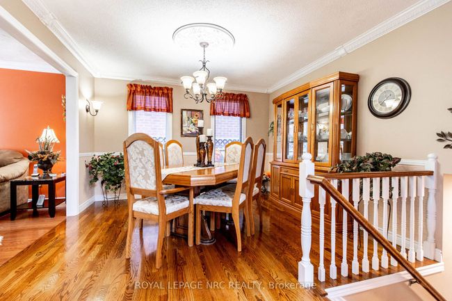 31 Rollins Dr, House other with 3 bedrooms, 2 bathrooms and 2 parking in Welland ON | Image 14