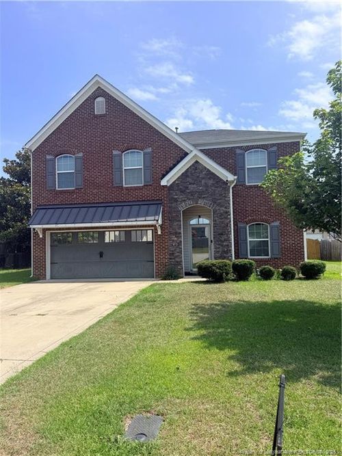 1430 Vandenberg Dr, Fayetteville, NC, 28312-7020 | Card Image