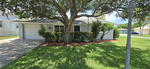 904 Nw 10th Ave, Boynton Beach, FL, 33426-2943 | Card Image