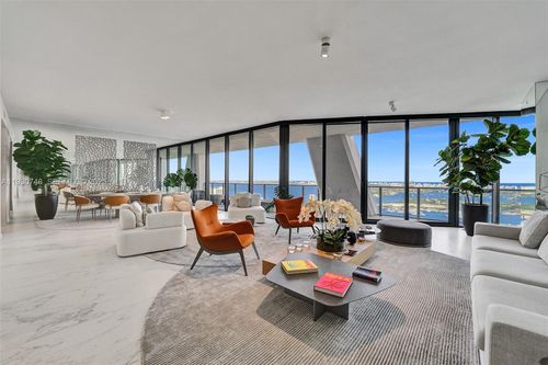 unit-3902-1000 Biscayne Blvd, Miami, FL, 33132-1770 | Card Image