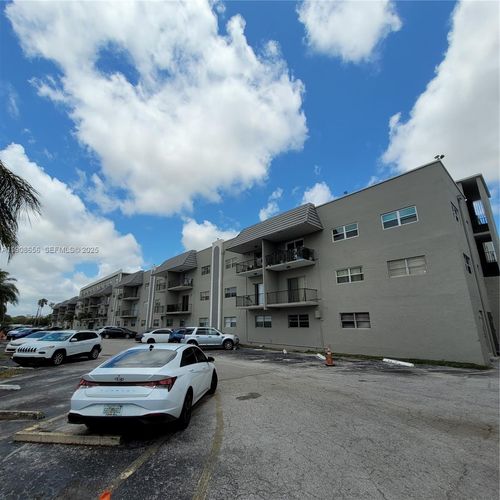 apt-106-5100 Sw 41st St, Pembroke Park, FL, 33023-6954 | Card Image