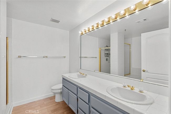 102 - 4348 Mammoth Ave, Condo with 2 bedrooms, 3 bathrooms and null parking in Sherman Oaks CA | Image 26
