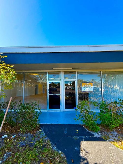 100 Sw 15th St, Pompano Beach, FL, 33060-8627 | Card Image