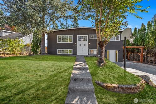 12611 Se 160th St, Renton, WA, 98058-4718 | Card Image
