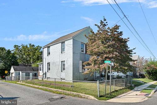 1300 Cypress Ave, WILMINGTON, DE, 19805-5031 | Card Image