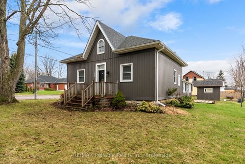 122 Victoria St, Seaforth, ON, N0K1W0 | Card Image