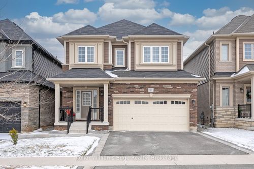 92 Flagg Ave, Paris, ON, N3L0J9 | Card Image