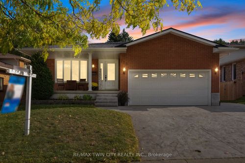115 Yellow Birch Dr, Kitchener, ON, N2N2N3 | Card Image