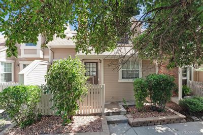 14145 E Quinn Circle, Townhouse with 2 bedrooms, 1 bathrooms and 2 parking in Aurora CO | Image 1