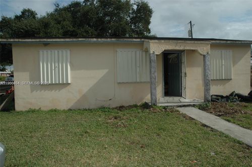 813 Nw 6th Ave, Florida City, FL, 33034-2003 | Card Image