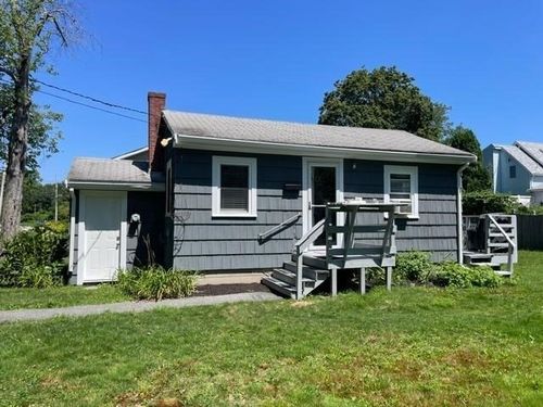 39 Newton Ave, Holbrook, MA, 02343-1135 | Card Image