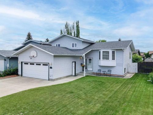 44 Huget Cres, Red Deer, AB, T4N6P4 | Card Image