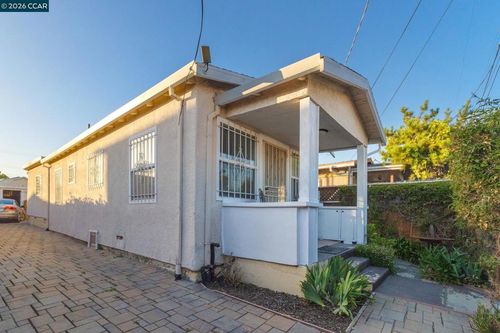 1031 70th Ave, Oakland, CA, 94621-3213 | Card Image