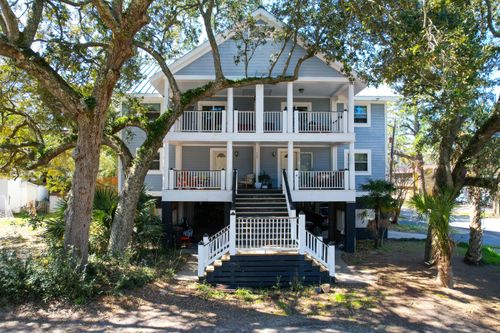 124 E Hudson Avenue, Folly Beach, SC, 29439 | Card Image