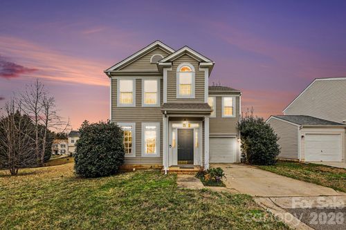 8601 Sawleaf Ct, Charlotte, NC, 28215-7105 | Card Image