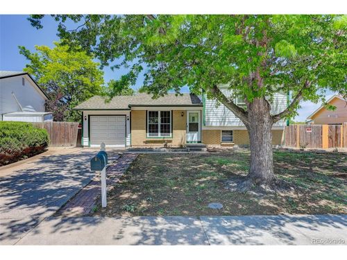 1672 S Rifle St, Aurora, CO, 80017-5220 | Card Image