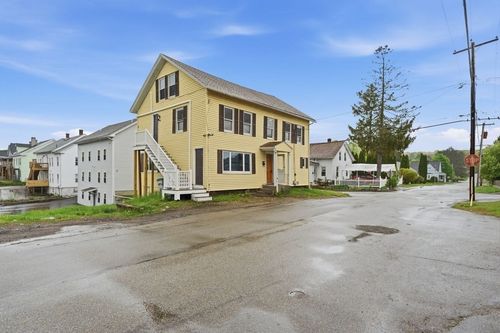 3 Chestnut Street, Dudley, MA, 01571 | Card Image