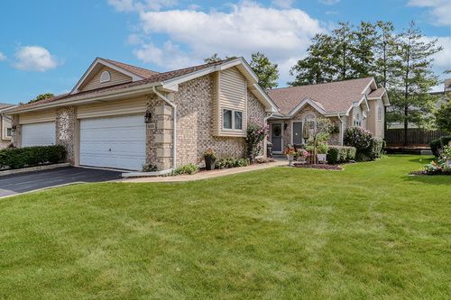 16109 Lake Villa Ave, Tinley Park, IL, 60477-5102 | Card Image