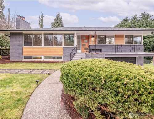 8802 Del Campo Dr, Everett, WA, 98208-3417 | Card Image