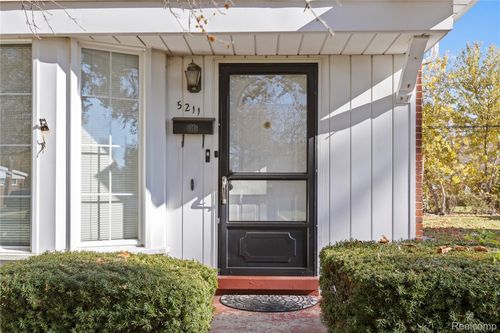 5211 Streefkerk Dr, Warren, MI, 48092-3187 | Card Image