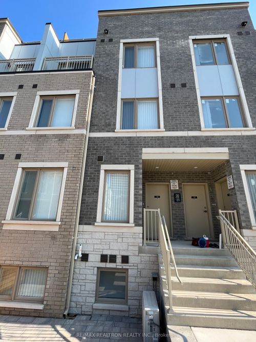 306-130 Honeycrisp Cres, Concord, ON, L4K0N7 | Card Image