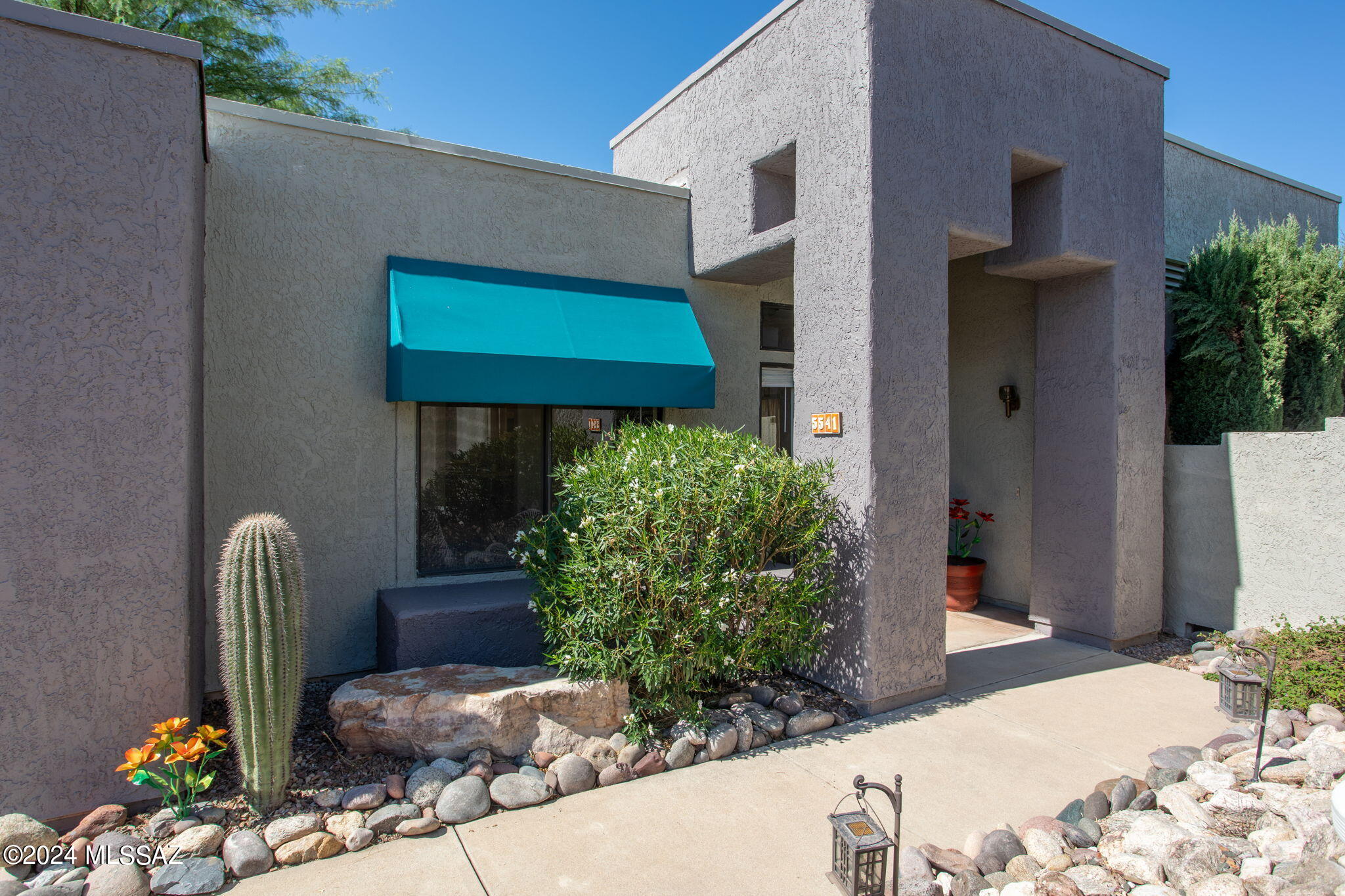 Mica Mountain Dr, Tucson, AZ 85750