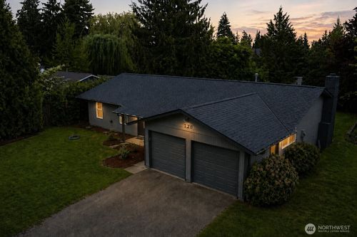 320 213th Pl Sw, Bothell, WA, 98021-7522 | Card Image
