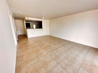 210 - 3725 Ne 169th St, Condo with 1 bedrooms, 1 bathrooms and null parking in North Miami Beach FL | Image 1