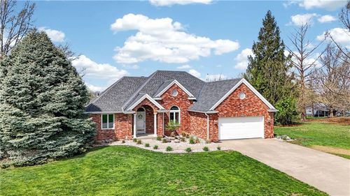1504 Hillcrest Ct, Atchison, KS, 66002-9544 | Card Image