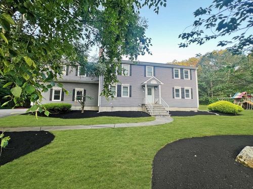 96 Hampton Rd, Sharon, MA, 02067-2438 | Card Image