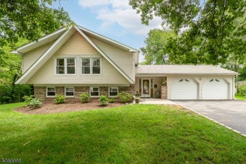 171 Grant Ave, New Providence, NJ, 07974-2521 | Card Image
