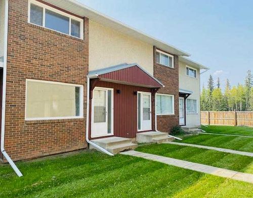 20-441 Switzer Drive, Hinton, AB, T7V1Z7 | Card Image