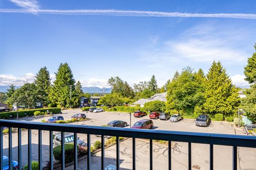 301-1050 Braidwood Rd, Courtenay, BC, V9N3R9 | Card Image