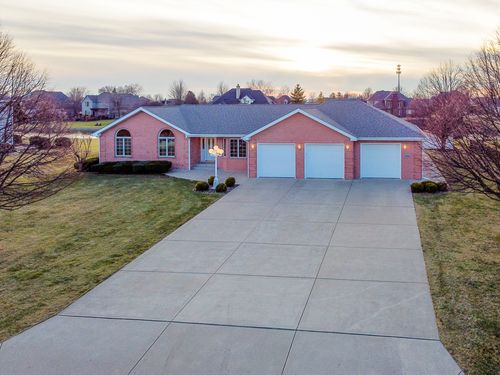 18816 S Chestnut Dr, Shorewood, IL, 60404-6017 | Card Image