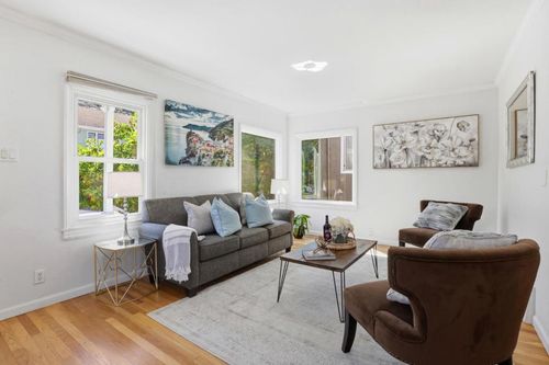 348 Mendocino St, Brisbane, CA, 94005-1519 | Card Image