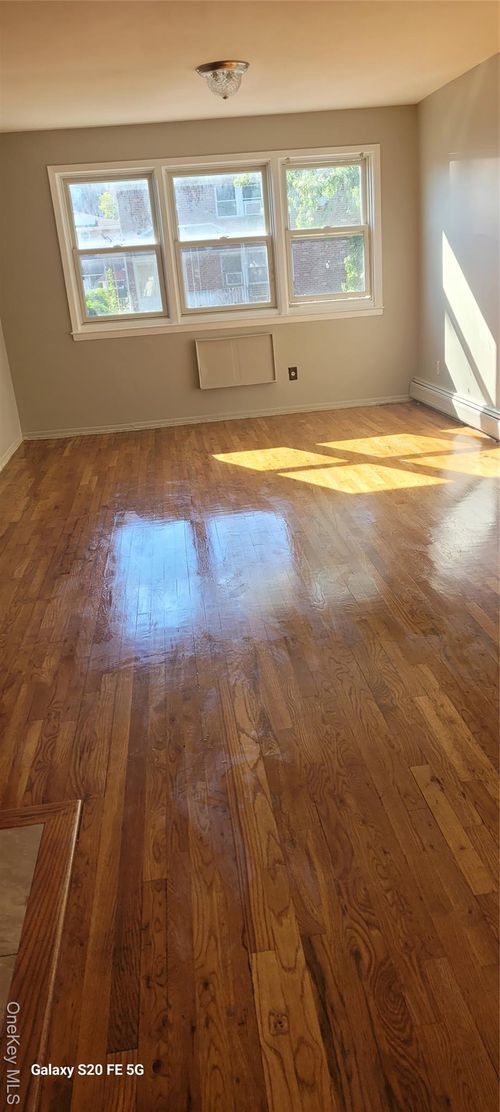 89 Pontiac St, Queens Village, NY, 11427 | Card Image