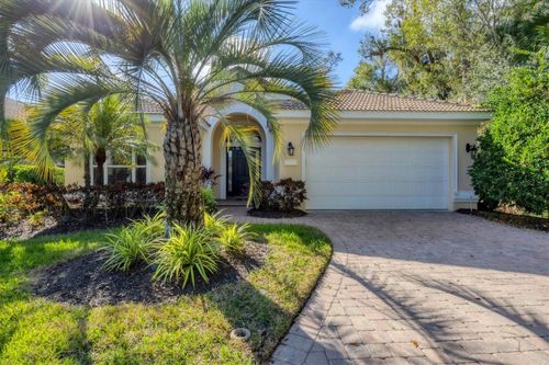 8404 Abingdon Ct, UNIVERSITY PARK, FL, 34201-2025 | Card Image