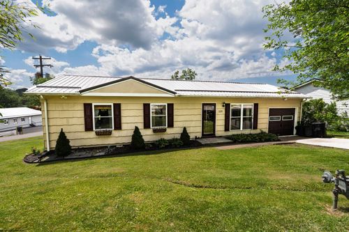 125 Apolla Dr, Morgantown, WV, 26501-7102 | Card Image