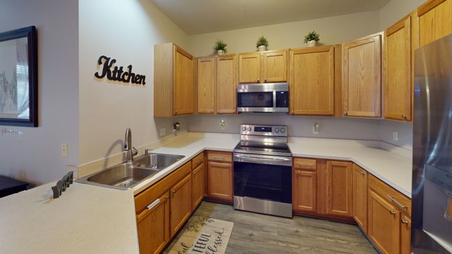 8109 Addington Dr, Condo with 2 bedrooms, 3 bathrooms and null parking in Commerce Twp MI | Image 18