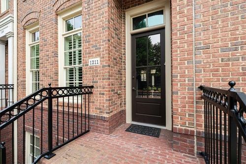1211 Riverscall Ln, Atlanta, GA, 30339-2984 | Card Image